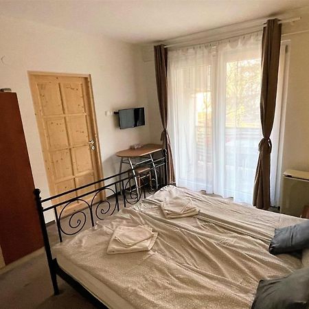 Evi Apartman Eger Exteriér fotografie