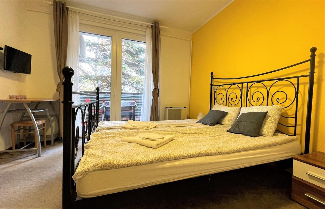 Evi Apartman Eger Exteriér fotografie